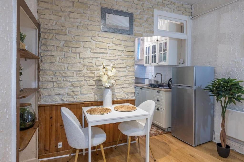 Appartement Cosy Dans Les Rues Pietonnes Гренобль Экстерьер фото